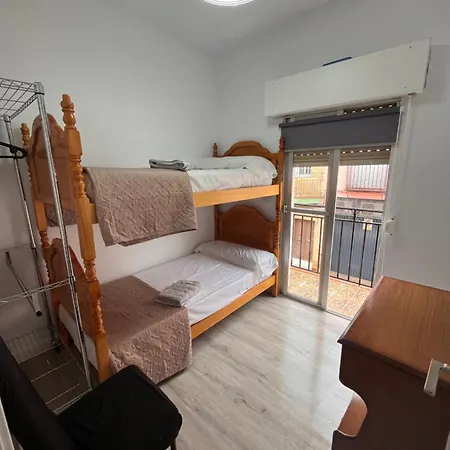 בית נופש Casa Unifamiliar Completa Sevilla